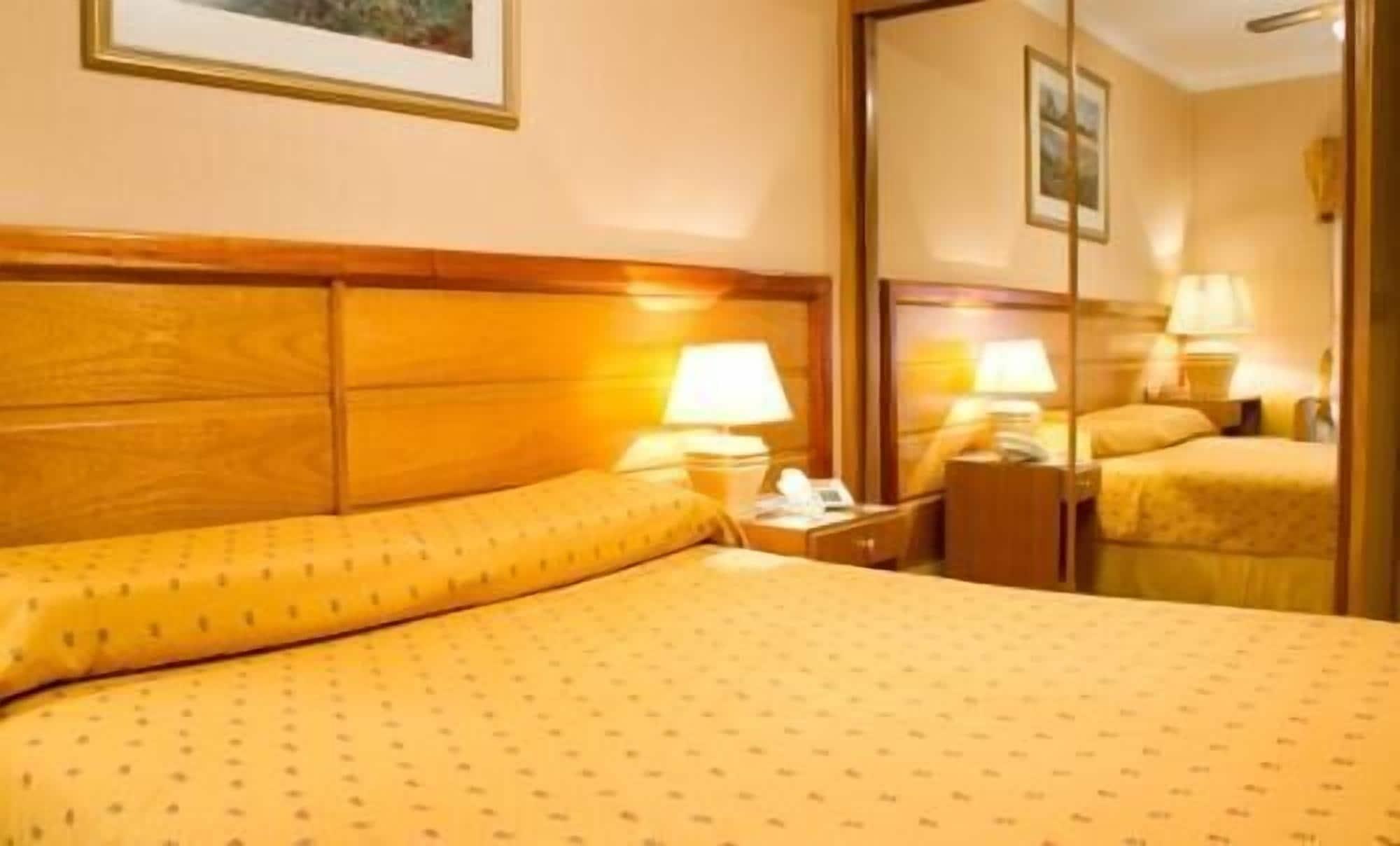 Hotel Provincial Mendoza Eksteriør billede